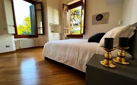 Chic Apt In Villa - Dolcevita Holiday
