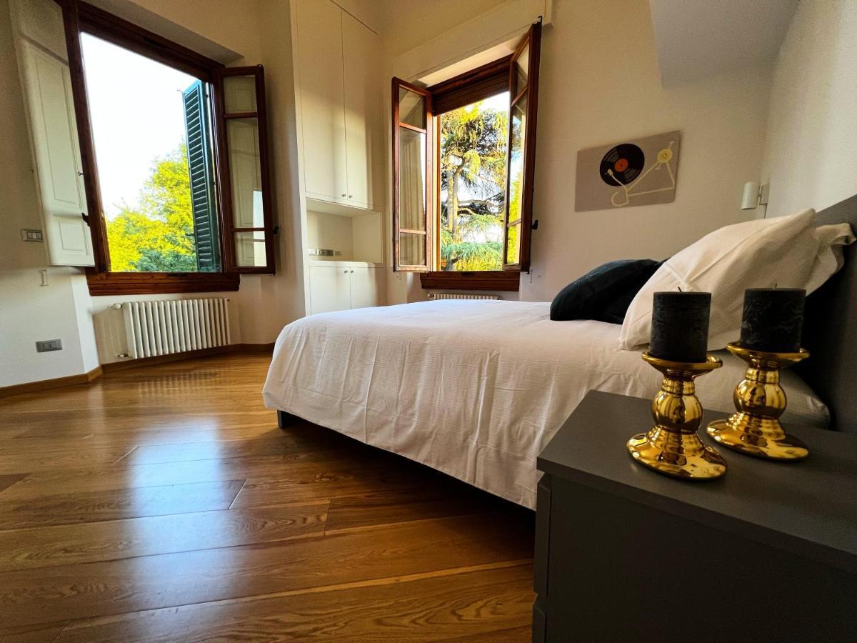 Chic Apt In Villa - Dolcevita Holiday Florence Exterior photo