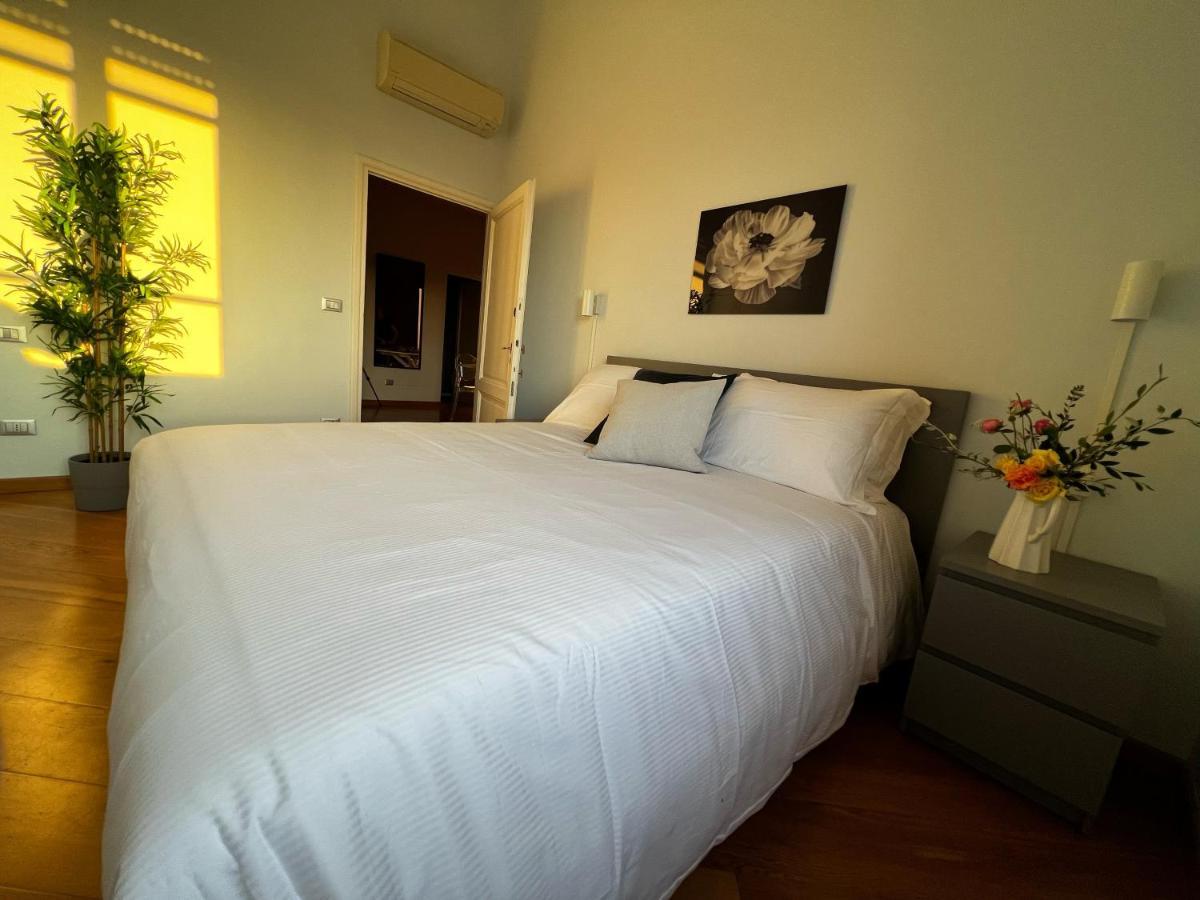 Chic Apt In Villa - Dolcevita Holiday Florence Exterior photo