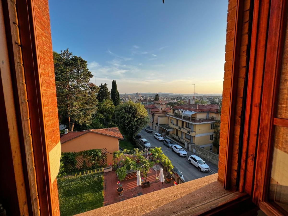 Chic Apt In Villa - Dolcevita Holiday Florence Exterior photo