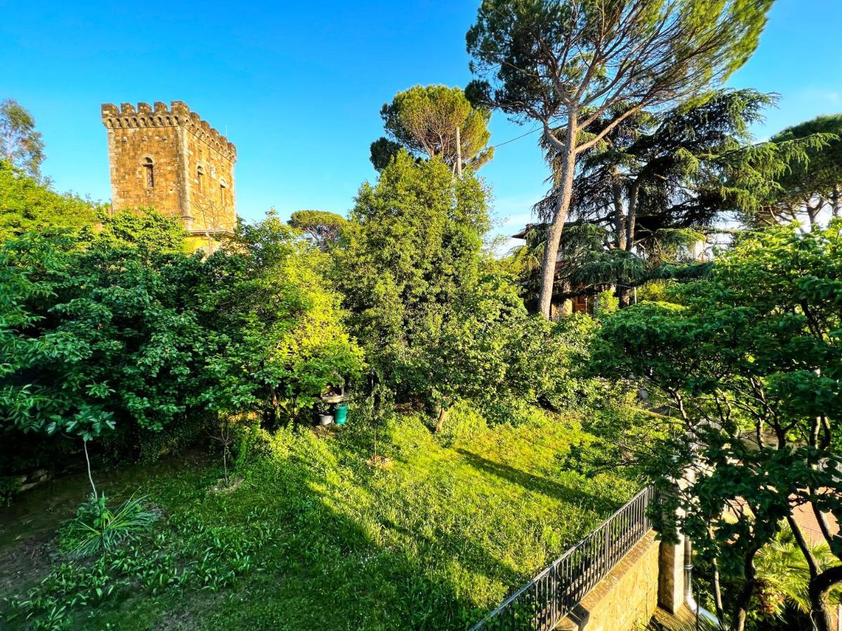 Chic Apt In Villa - Dolcevita Holiday Florence Exterior photo